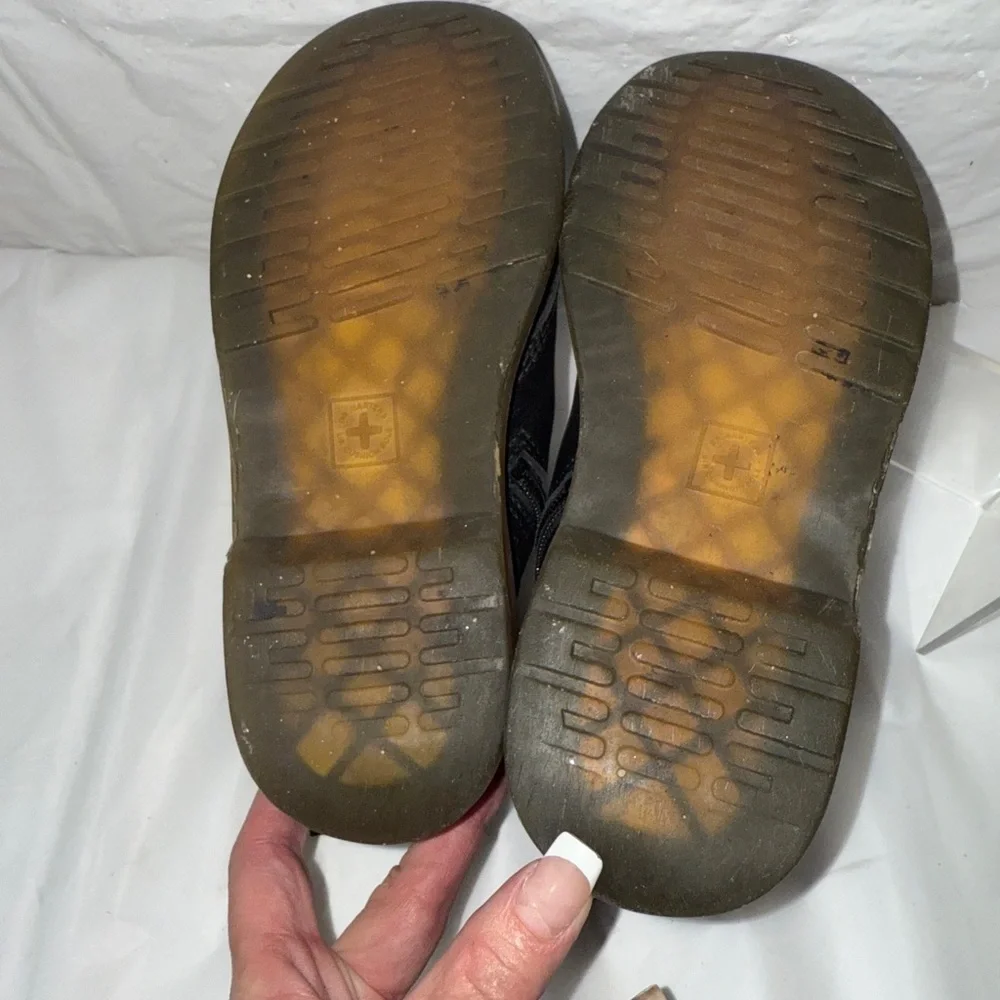 Dr Martens leather Boots Size 2